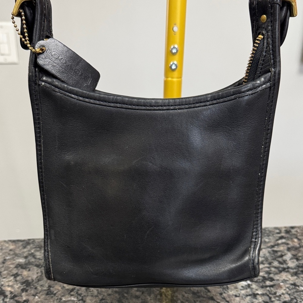 Coach vintage Y2K Janice Legacy Black Leather Bag with Gold Hardware
